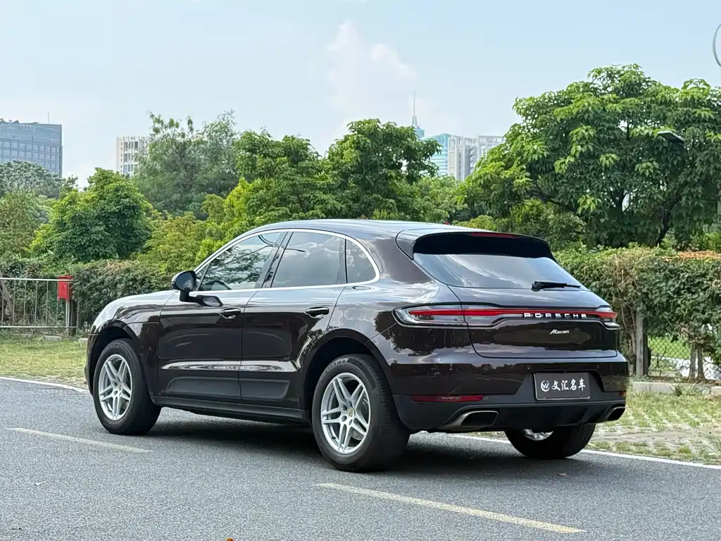 Porsche Macan — фото 7