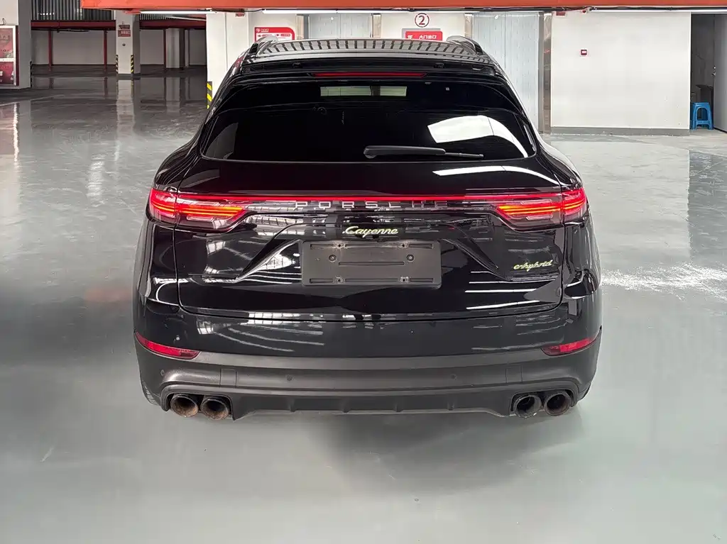 Porsche Cayenne Hybrid — фото 4