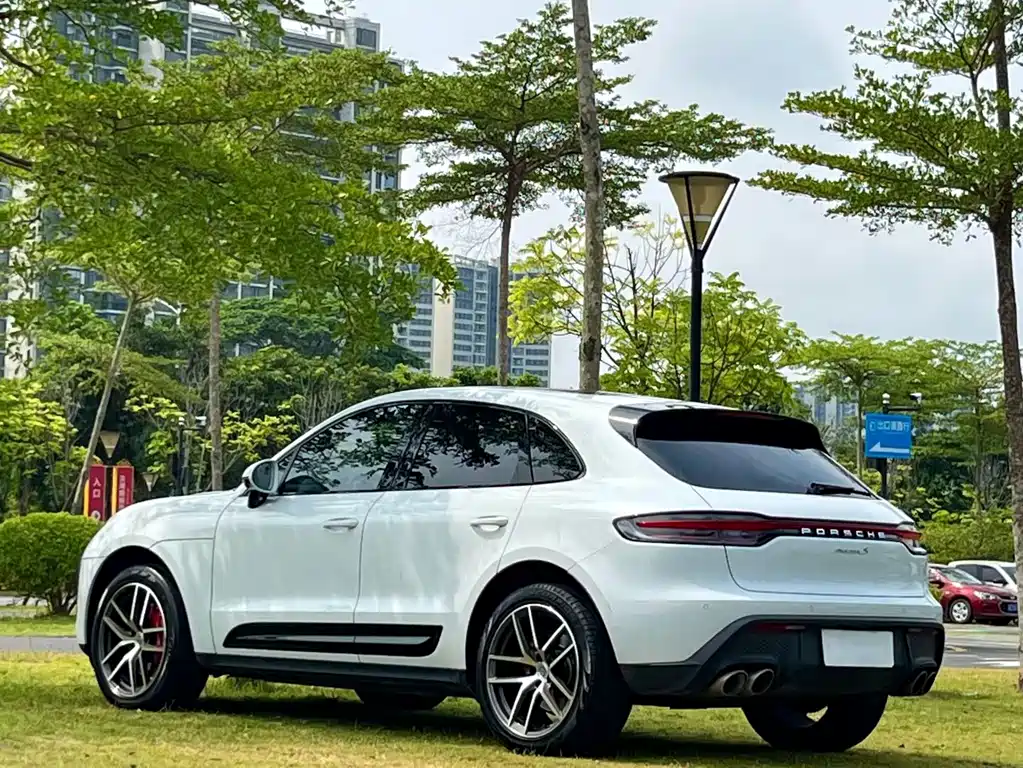 Porsche Macan — фото 9