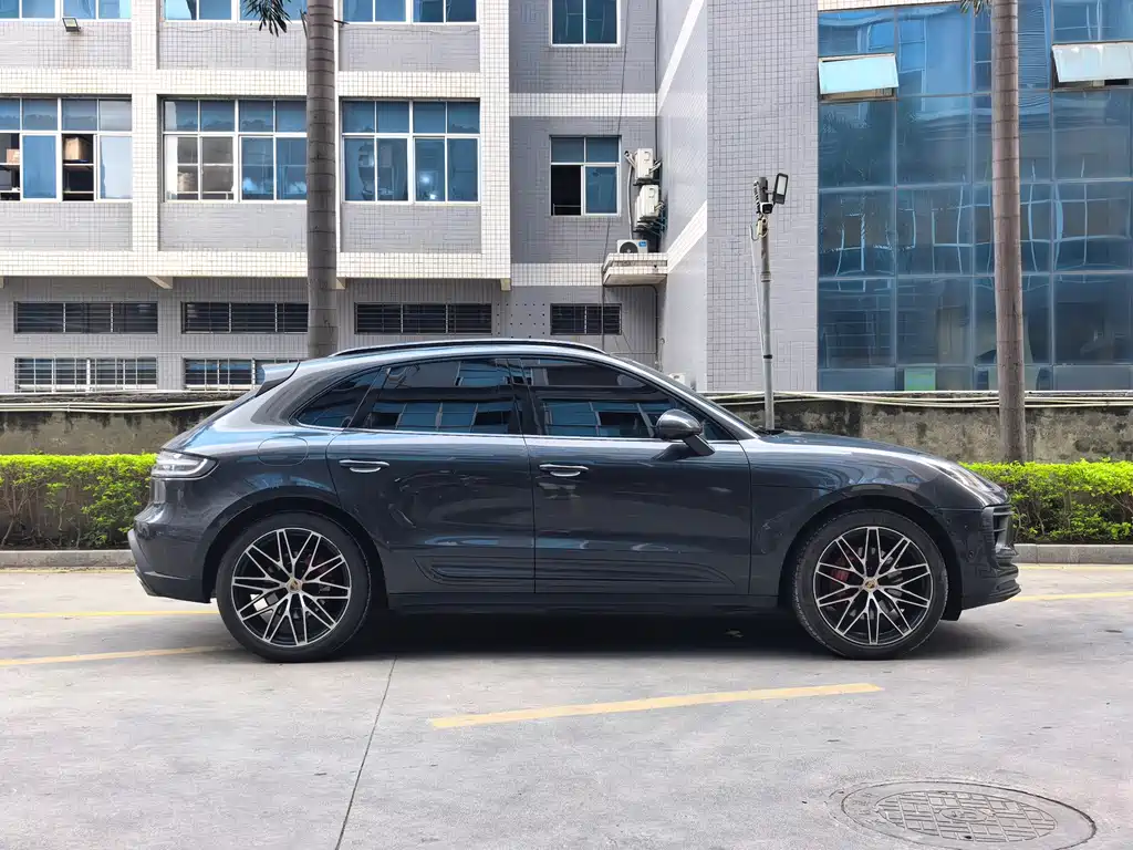Porsche Macan — фото 4