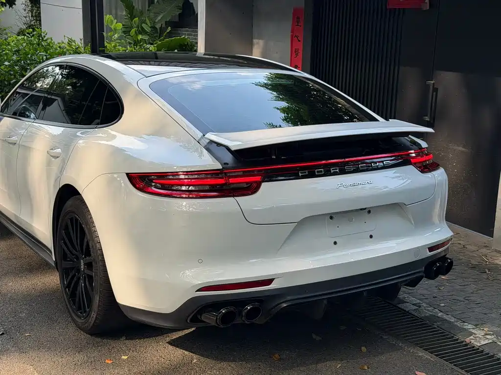 Porsche Panamera — фото 7