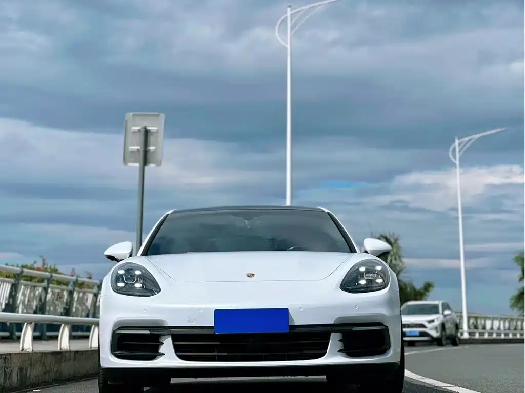 Porsche Panamera — фото 3