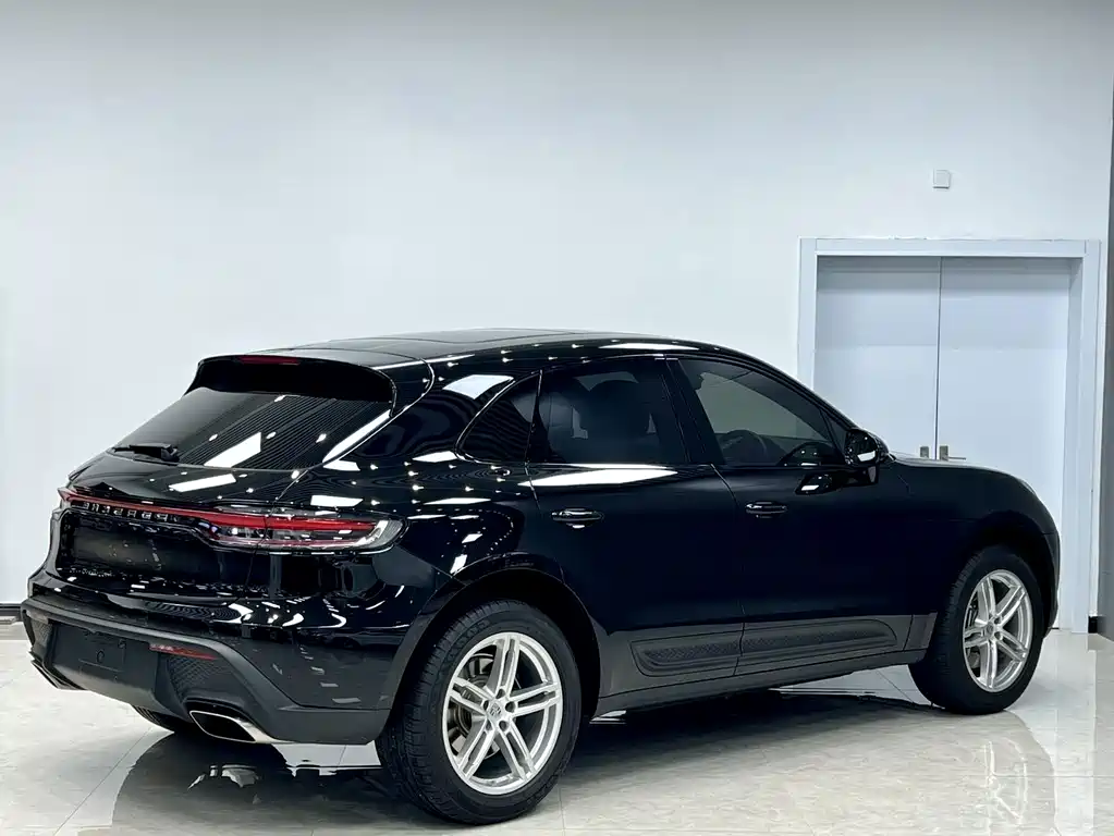 Porsche Macan — фото 6
