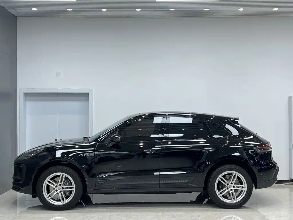 Porsche Macan — фото 7