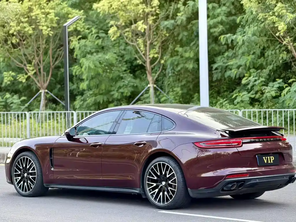 Porsche Panamera — фото 9