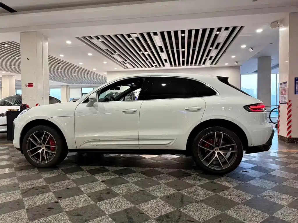 Porsche Macan — фото 3