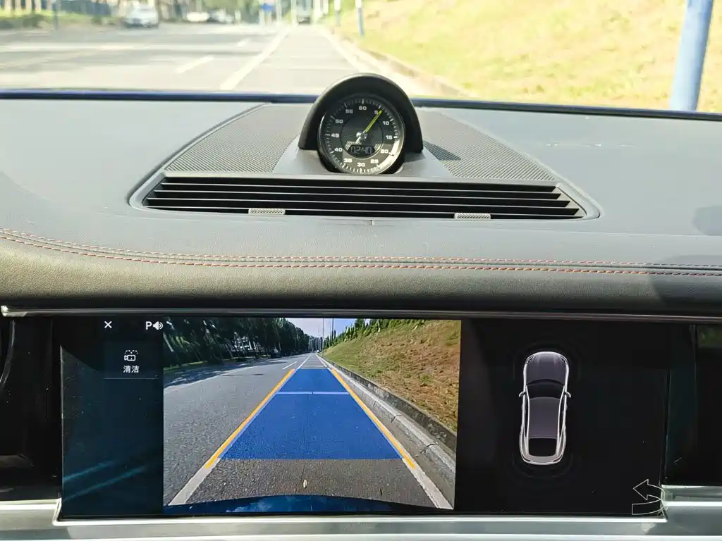 Porsche Panamera Hybrid — фото 13