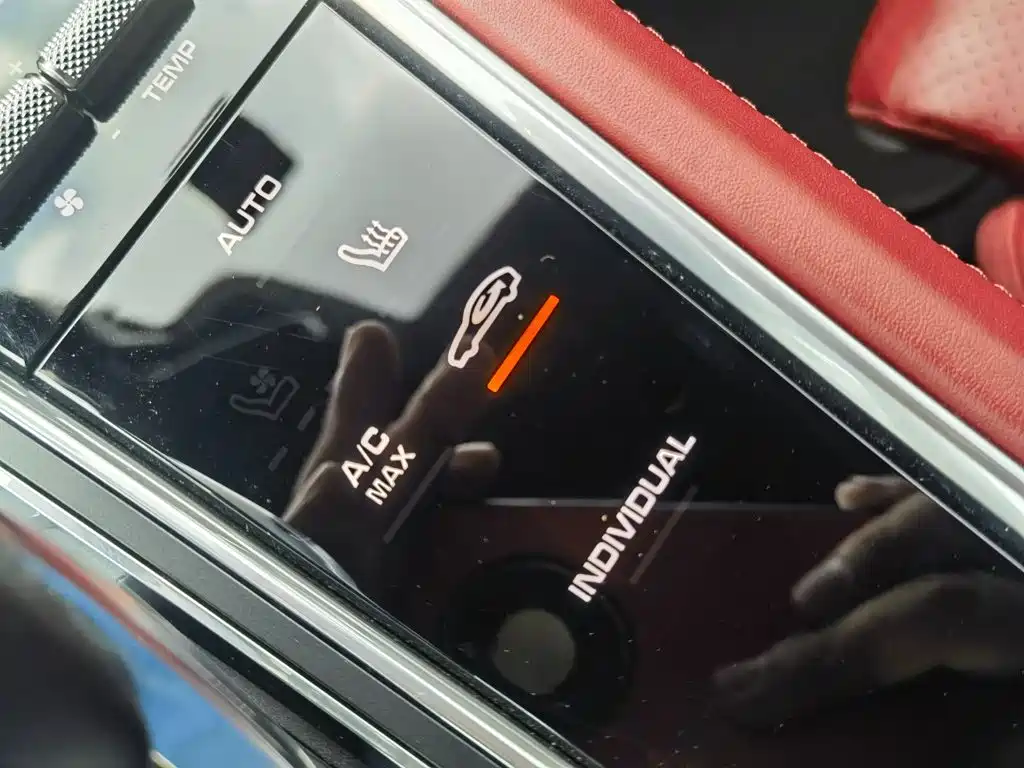 Porsche Panamera Hybrid — фото 25