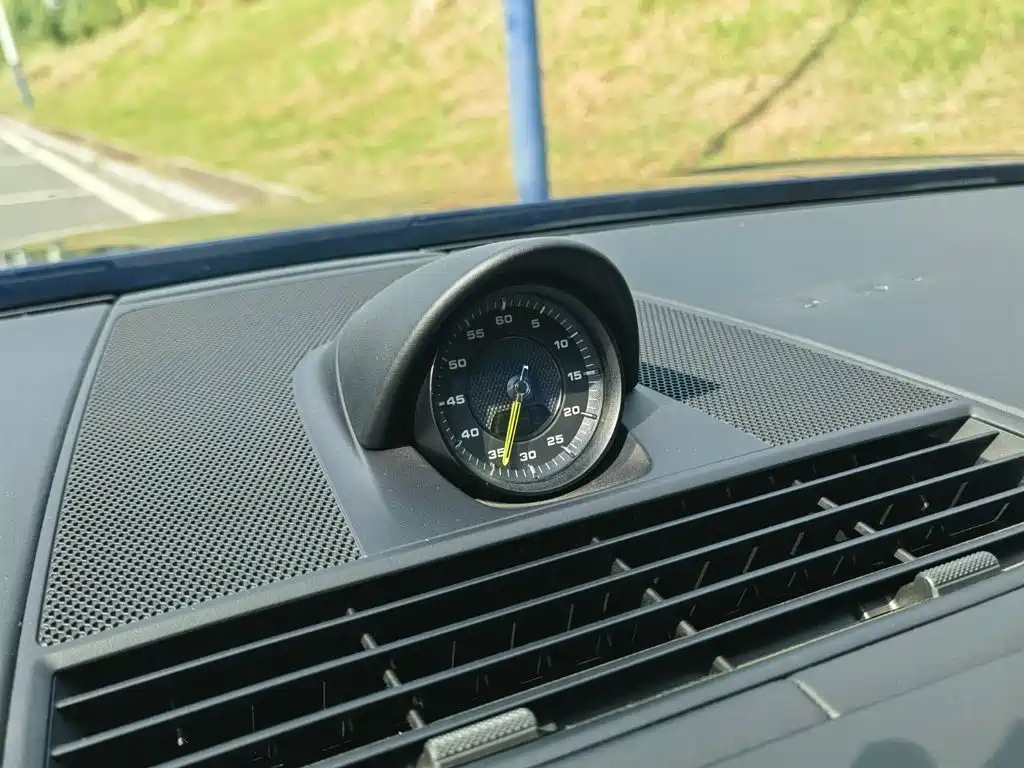 Porsche Panamera Hybrid — фото 26