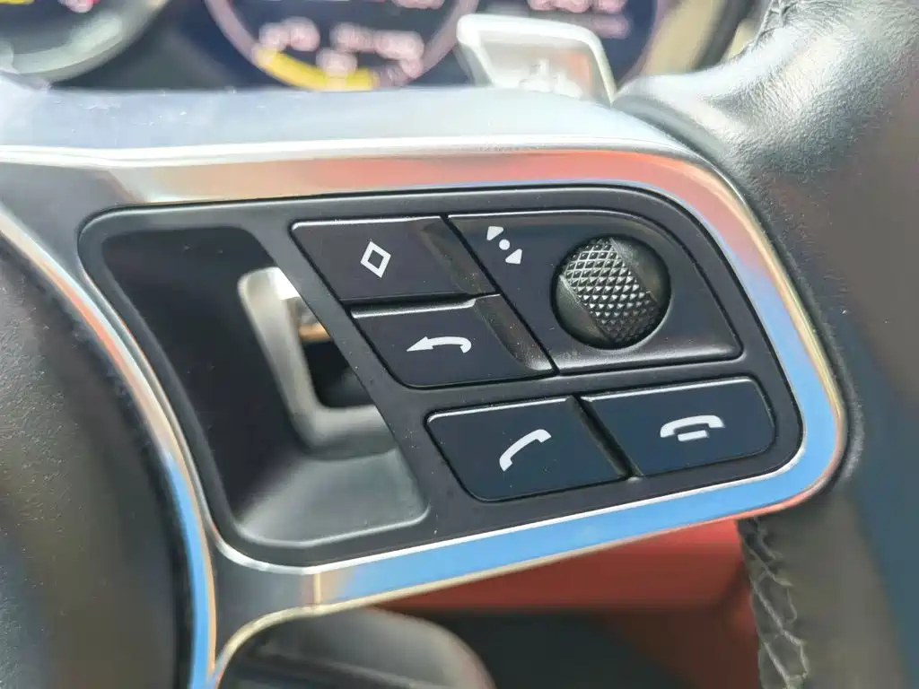 Porsche Panamera Hybrid — фото 30