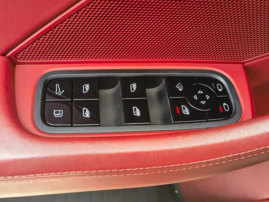 Porsche Panamera Hybrid — фото 35