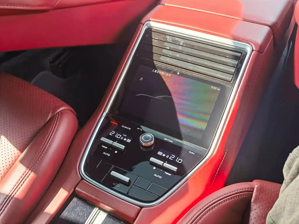 Porsche Panamera Hybrid — фото 37