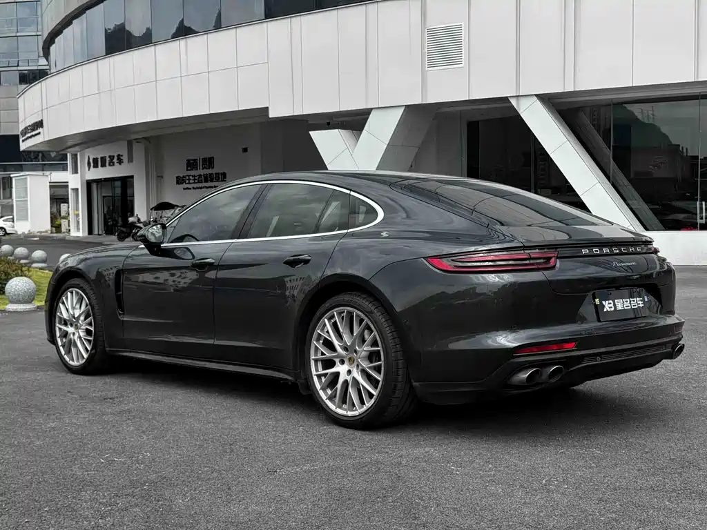 Porsche Panamera — фото 15