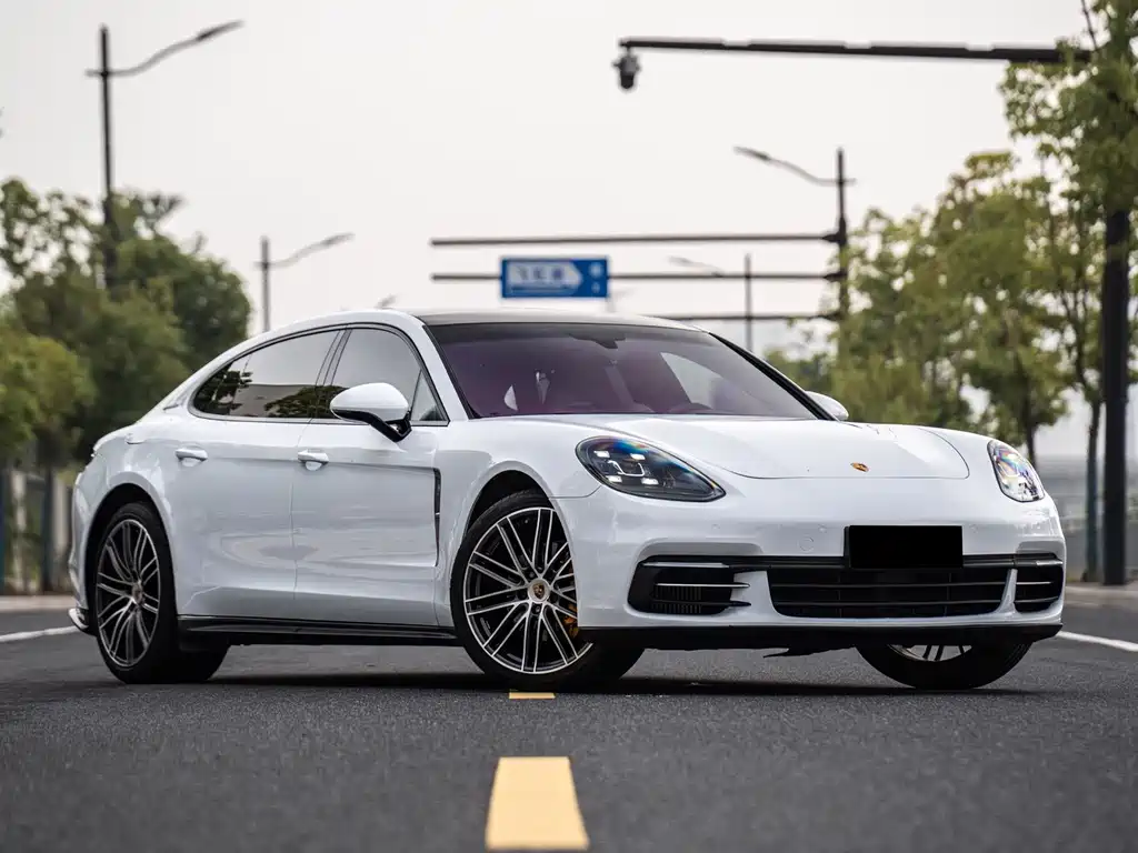 Porsche Panamera — фото 3