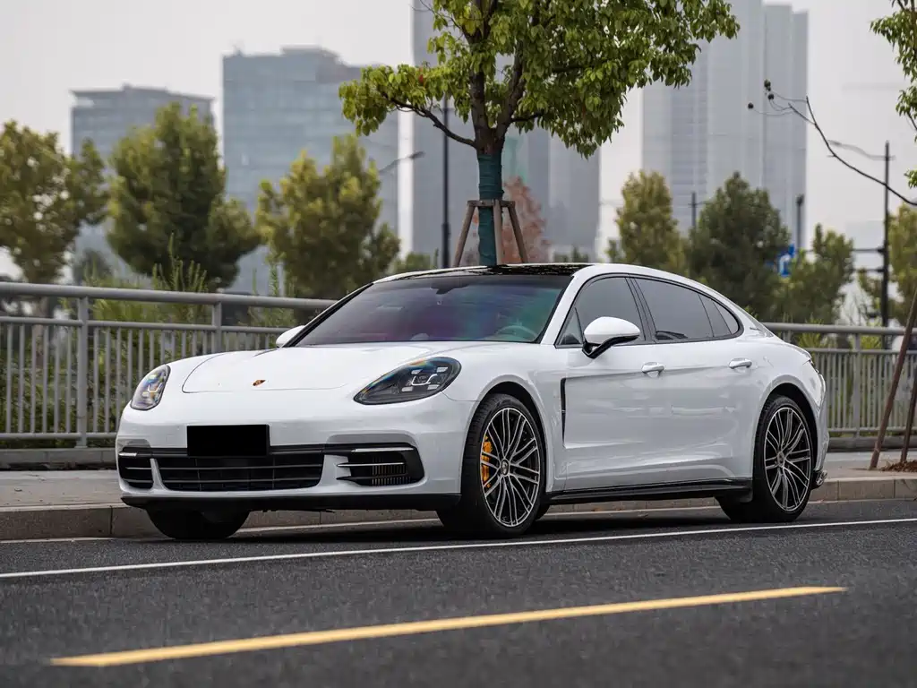 Porsche Panamera — фото 5