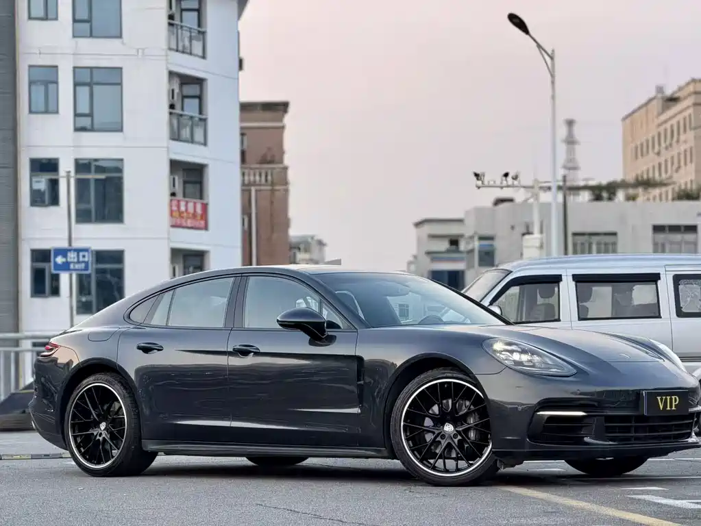 Porsche Panamera — фото 3