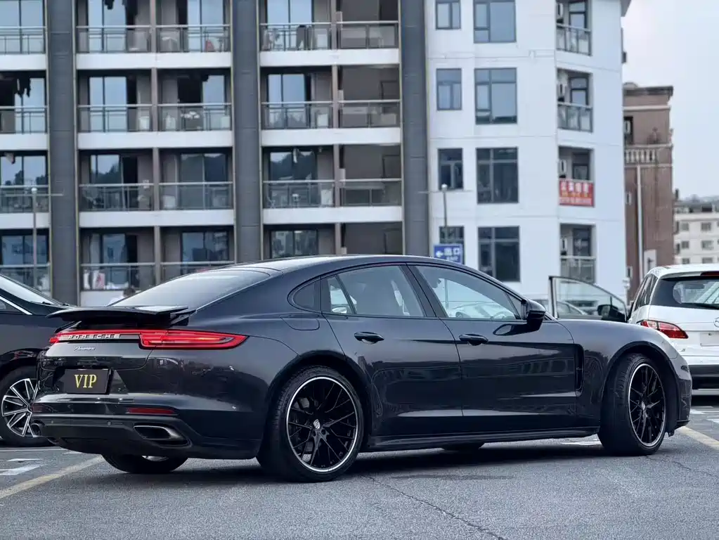 Porsche Panamera — фото 7