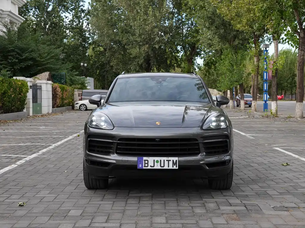 Porsche Cayenne — фото 2
