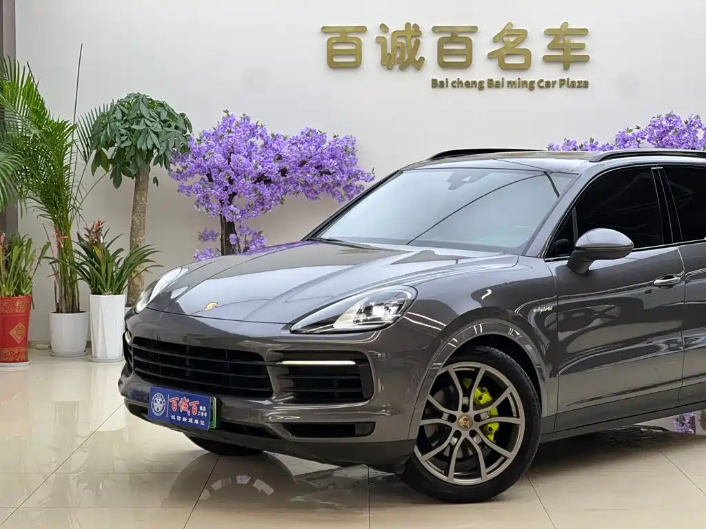 Porsche Cayenne Hybrid — фото 3