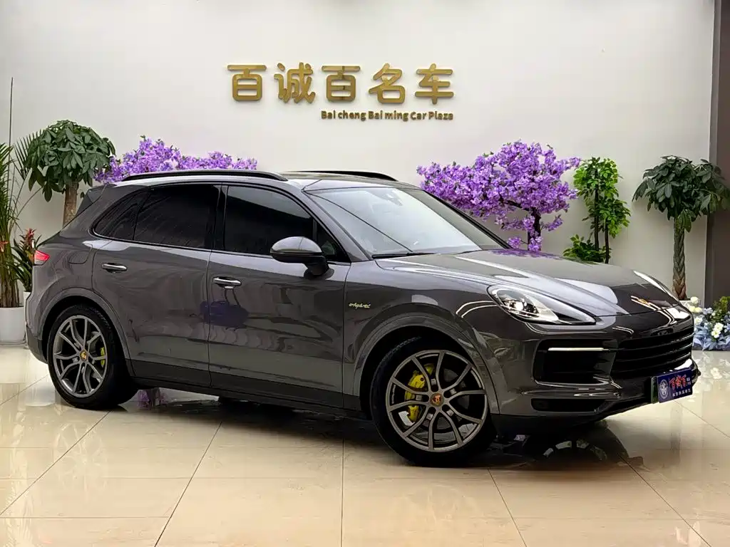Porsche Cayenne Hybrid — фото 4
