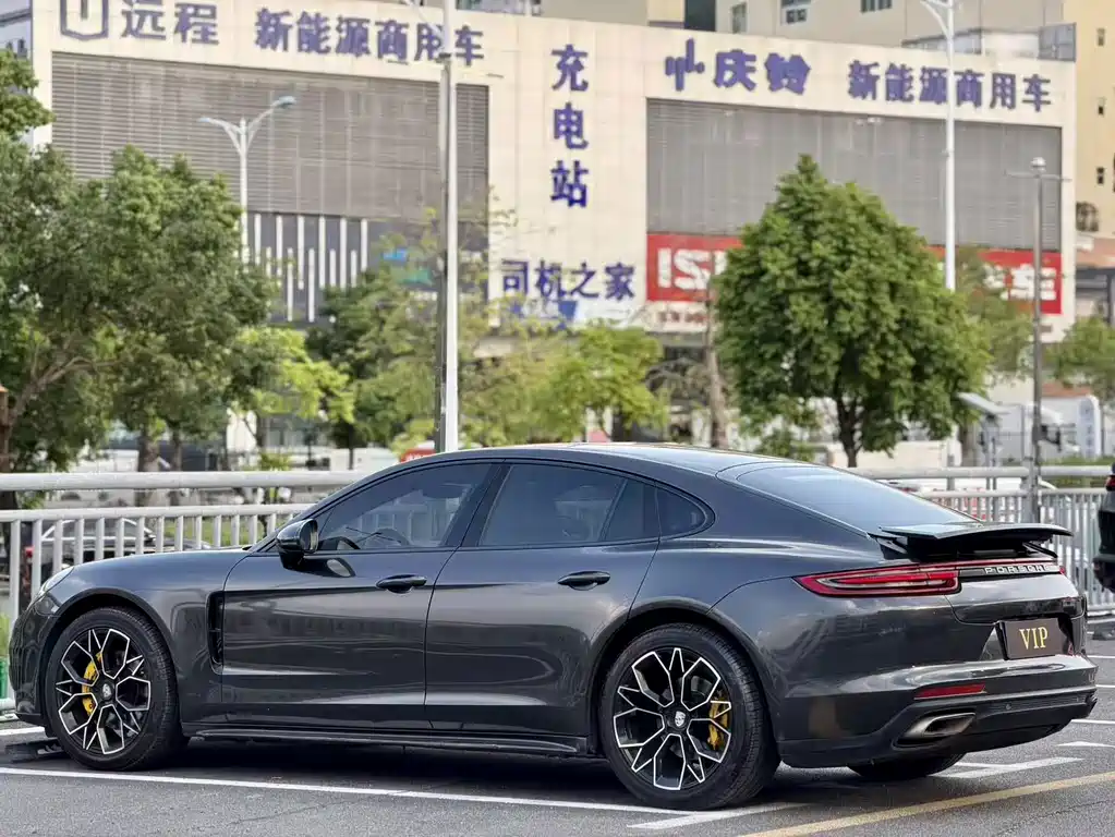 Porsche Panamera — фото 10