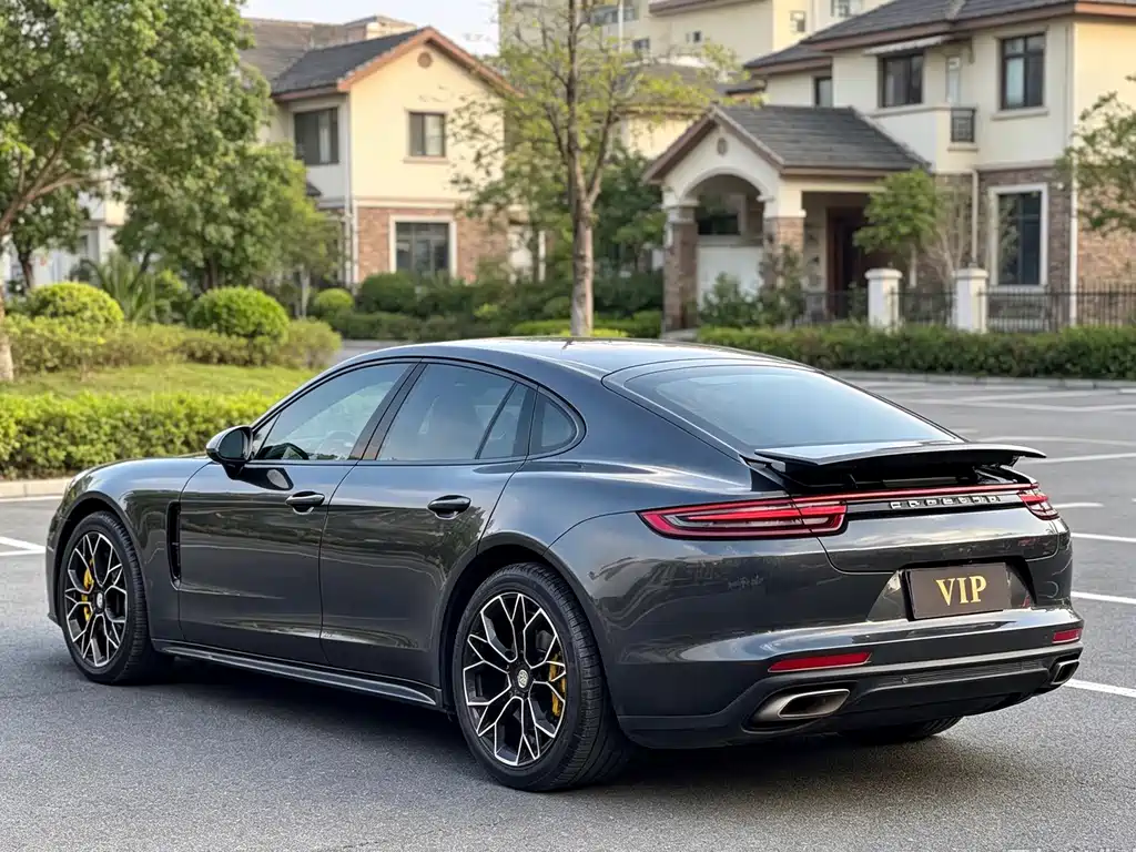 Porsche Panamera — фото 9
