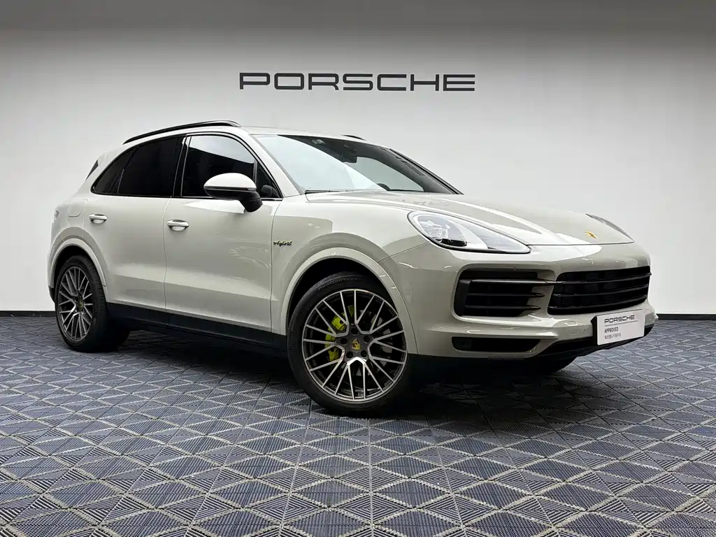 Porsche Cayenne Hybrid — фото 9