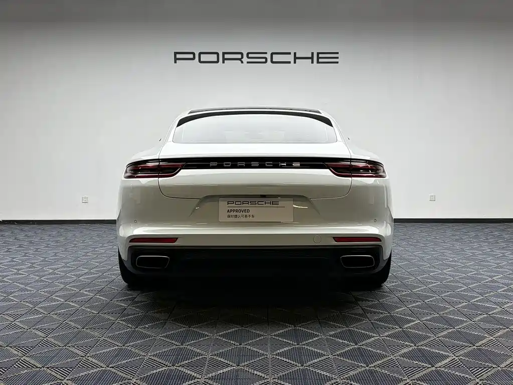 Porsche Panamera — фото 11