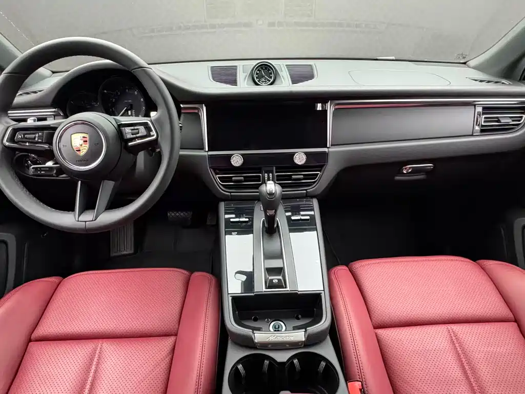 Porsche Macan — фото 9