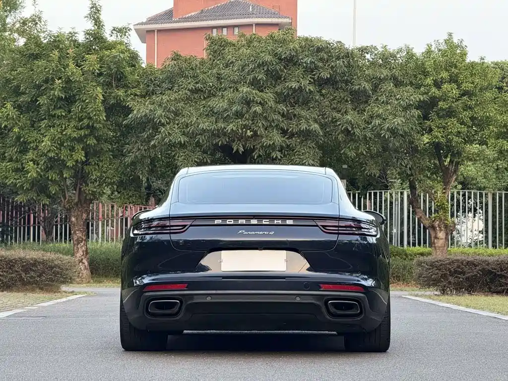 Porsche Panamera — фото 5