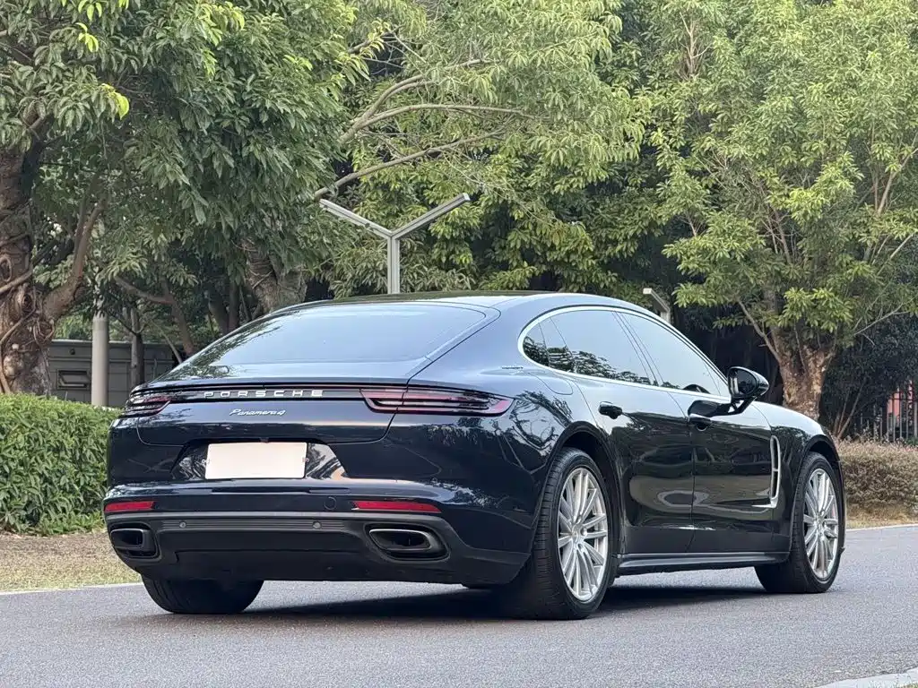 Porsche Panamera — фото 6