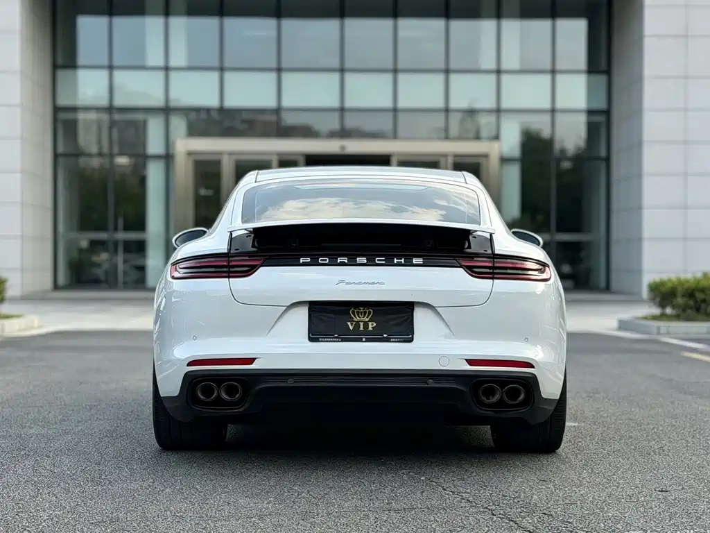 Porsche Panamera — фото 8