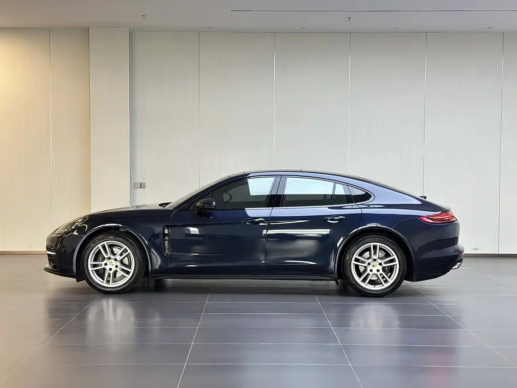 Porsche Panamera — фото 7