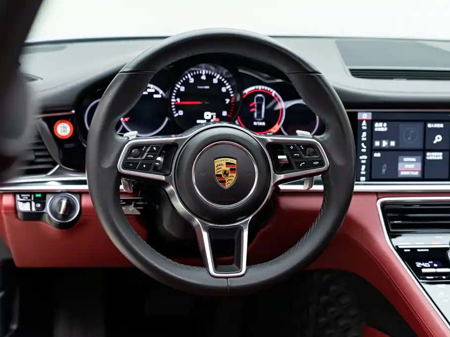 Porsche Panamera — фото 14