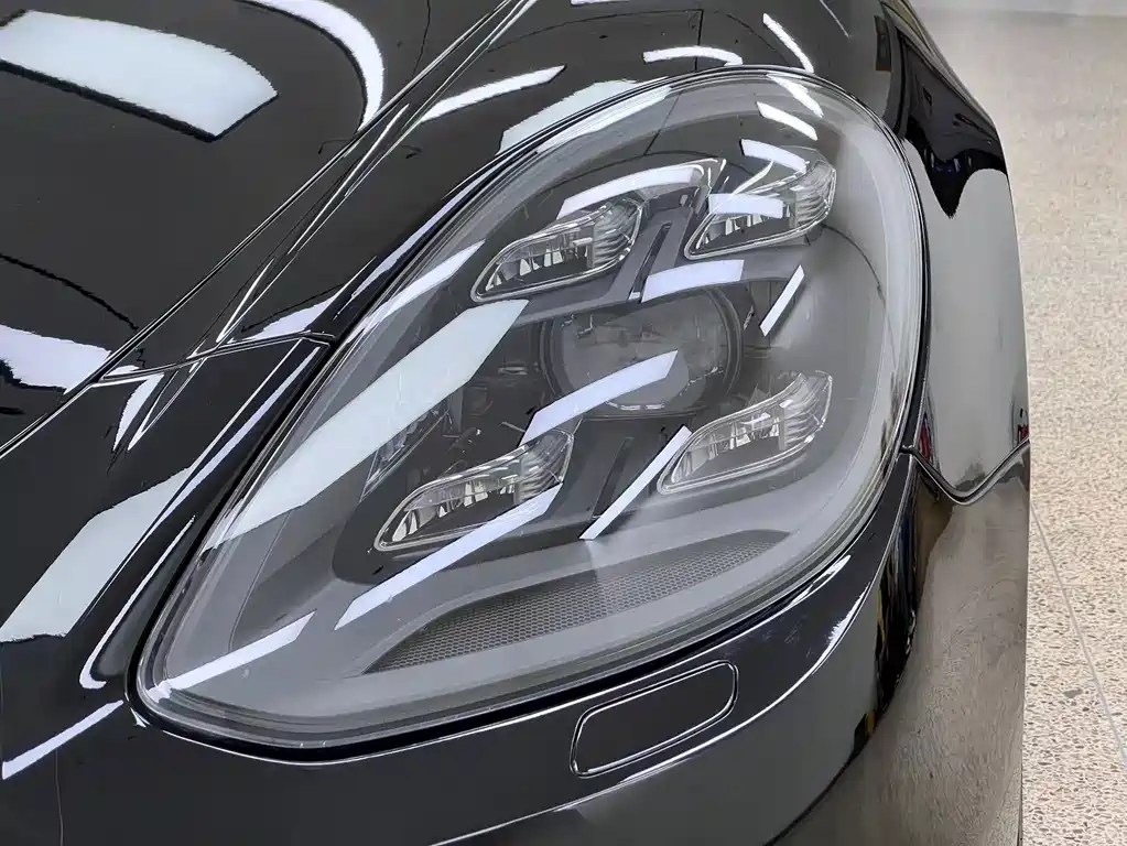 Porsche Panamera — фото 9