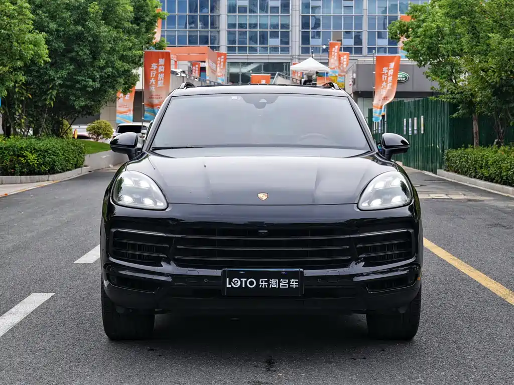 Porsche Cayenne — фото 2