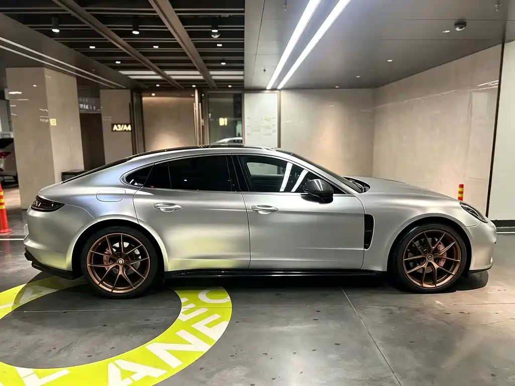 Porsche Panamera — фото 4