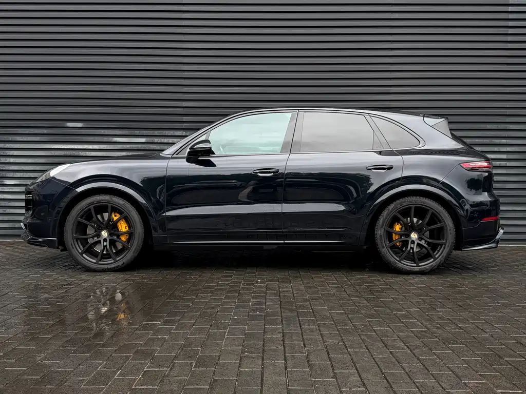 Porsche Cayenne — фото 2