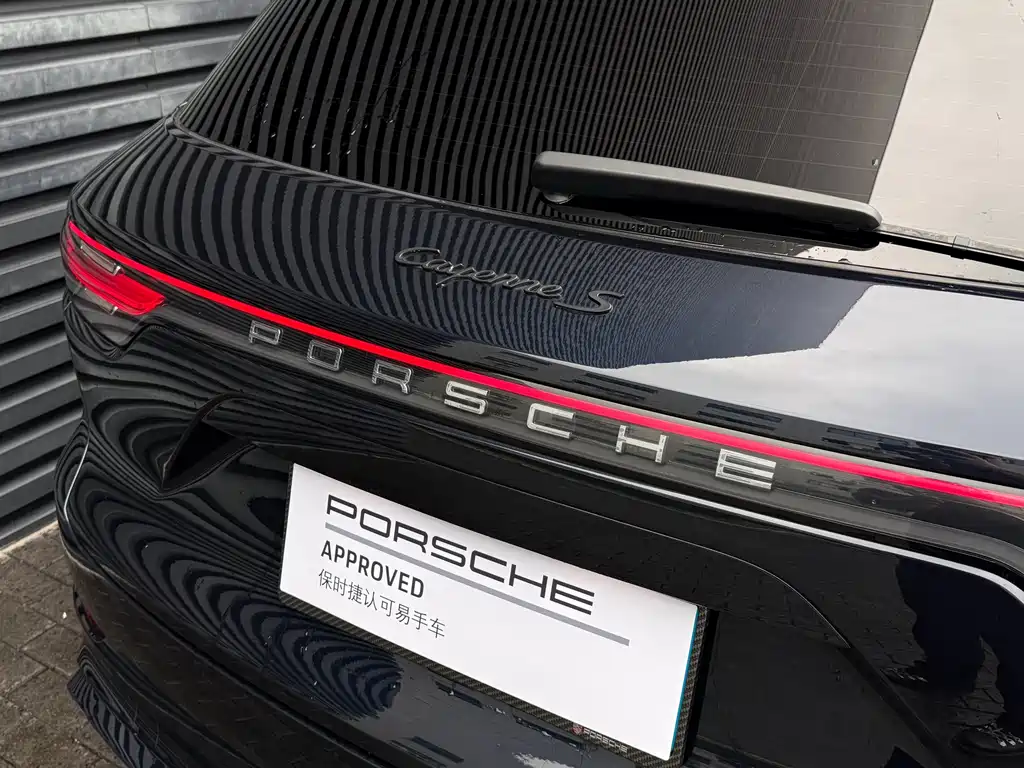 Porsche Cayenne — фото 18