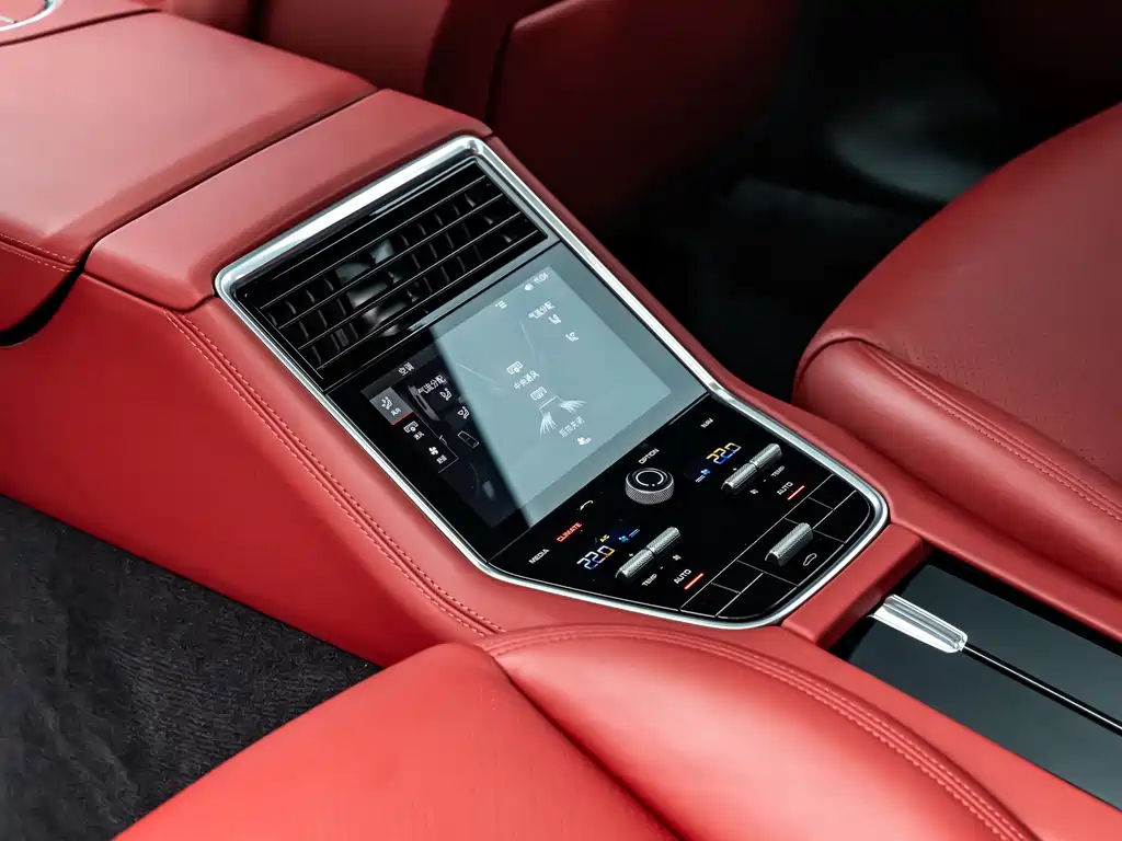 Porsche Panamera — фото 15