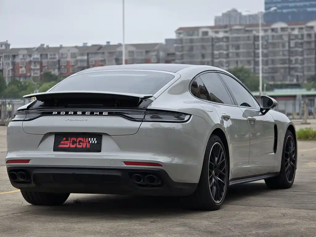 Porsche Panamera — фото 14