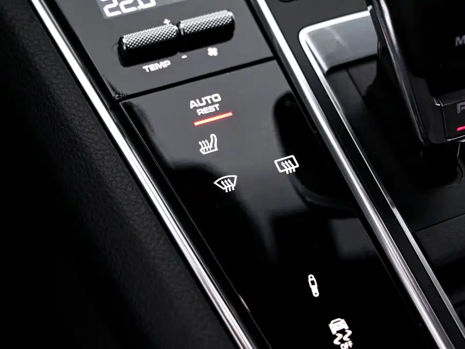 Porsche Panamera — фото 11