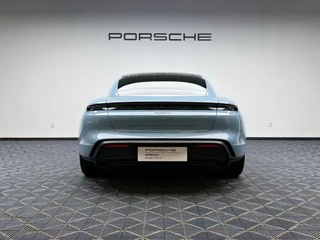 Porsche Taycan — фото 8
