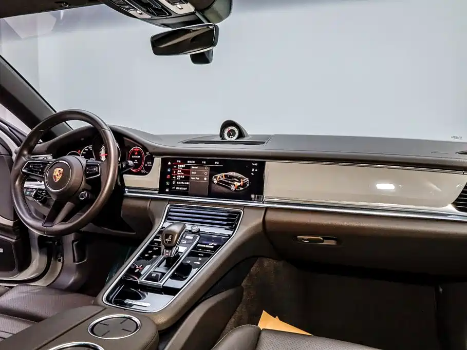 Porsche Panamera — фото 9