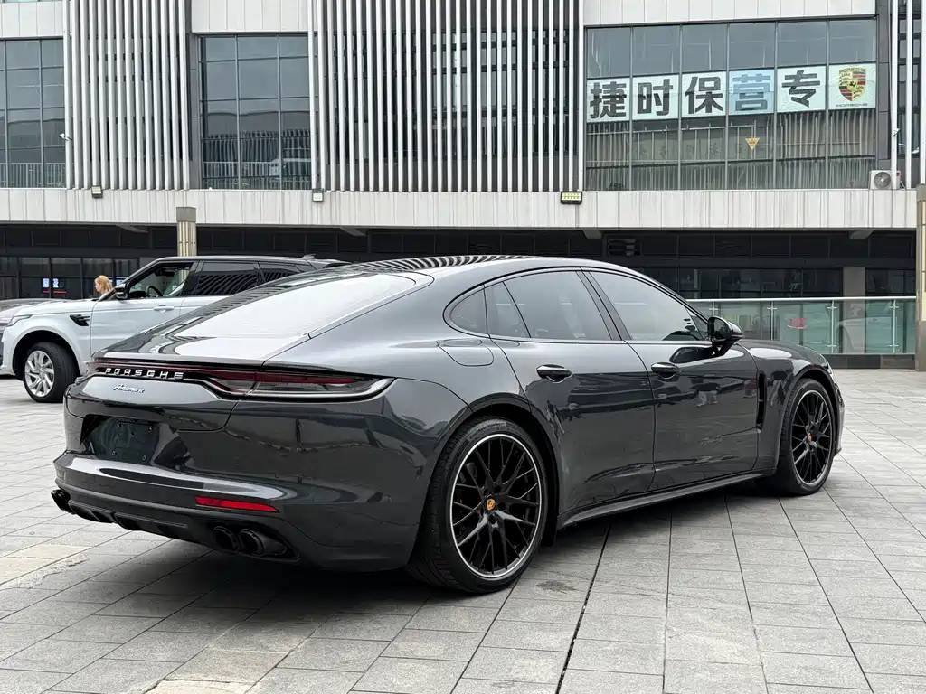 Porsche Panamera — фото 13