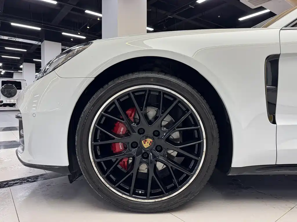 Porsche Panamera — фото 4