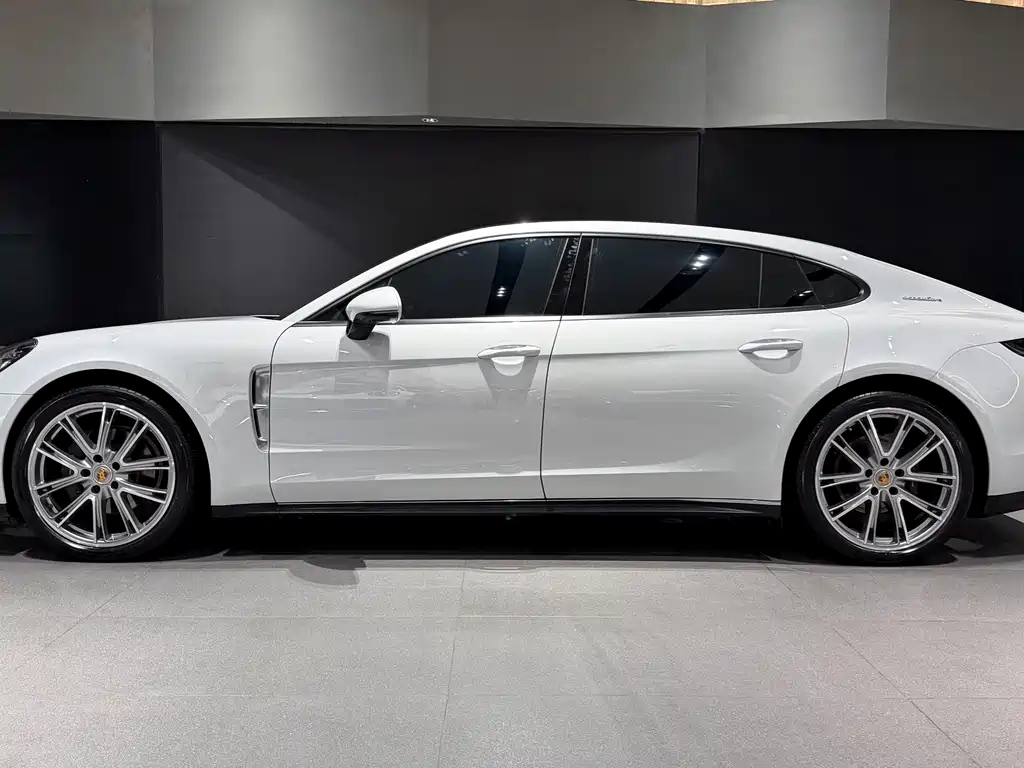 Porsche Panamera — фото 3