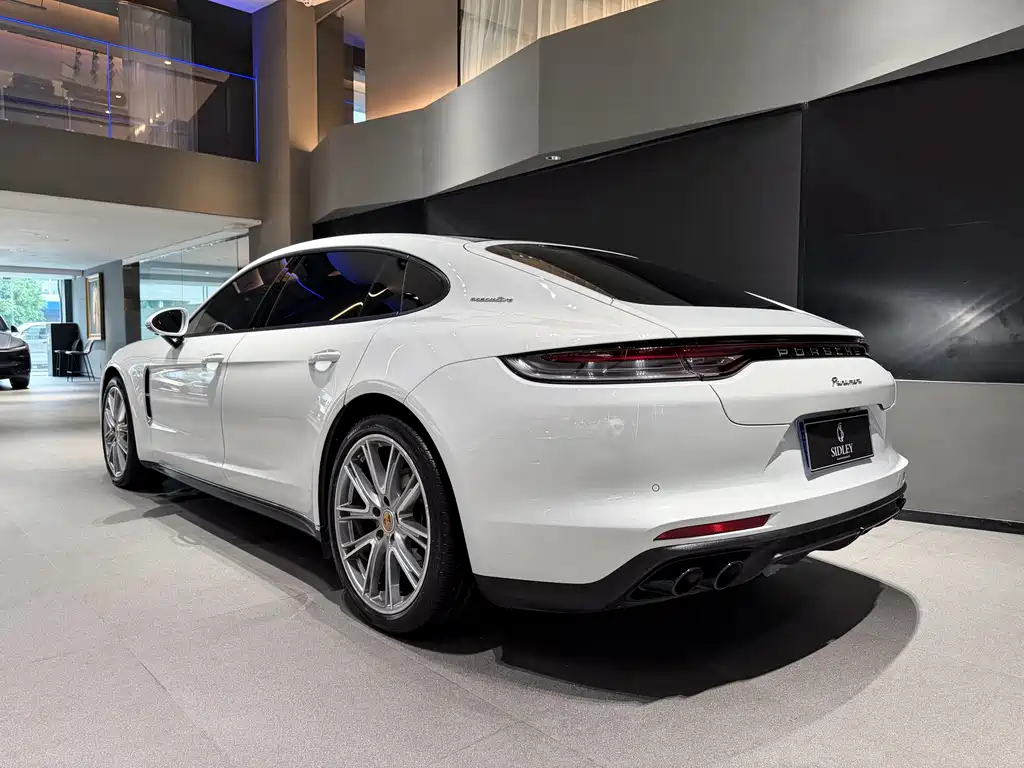Porsche Panamera — фото 4