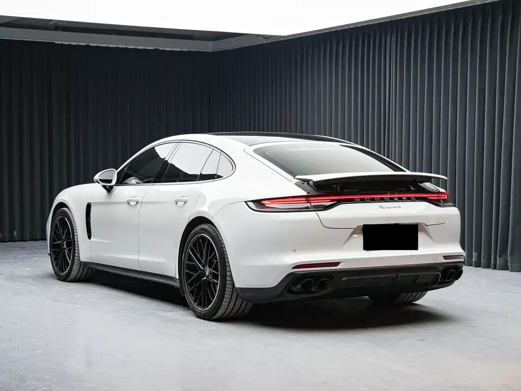 Porsche Panamera — фото 4
