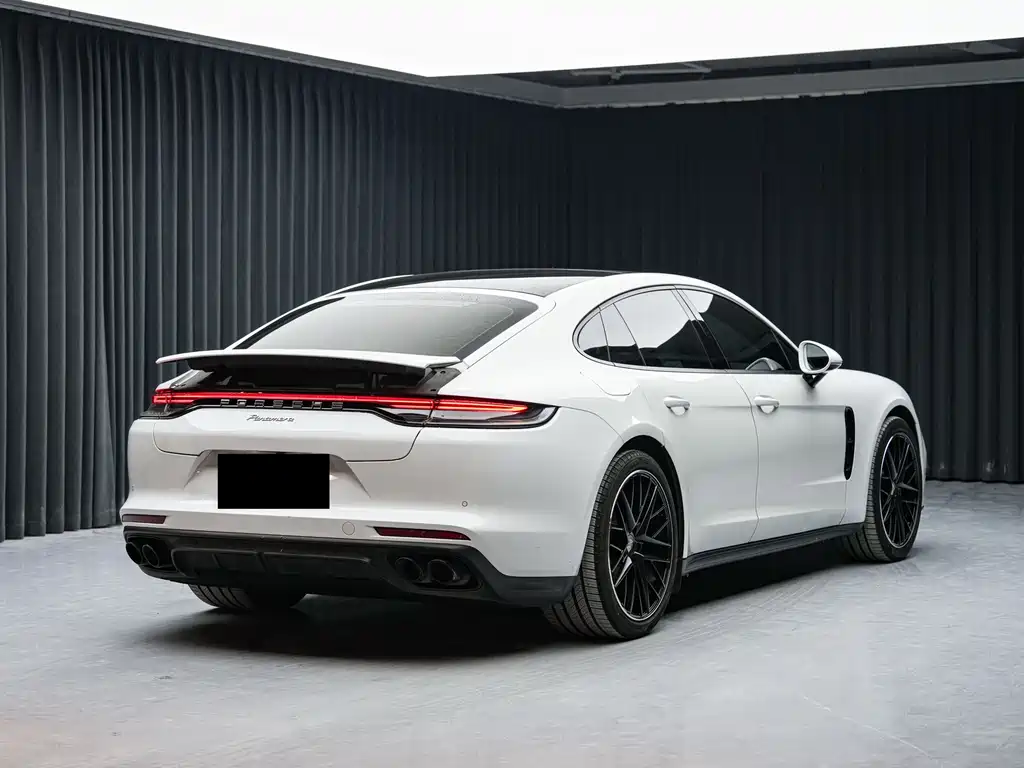 Porsche Panamera — фото 6